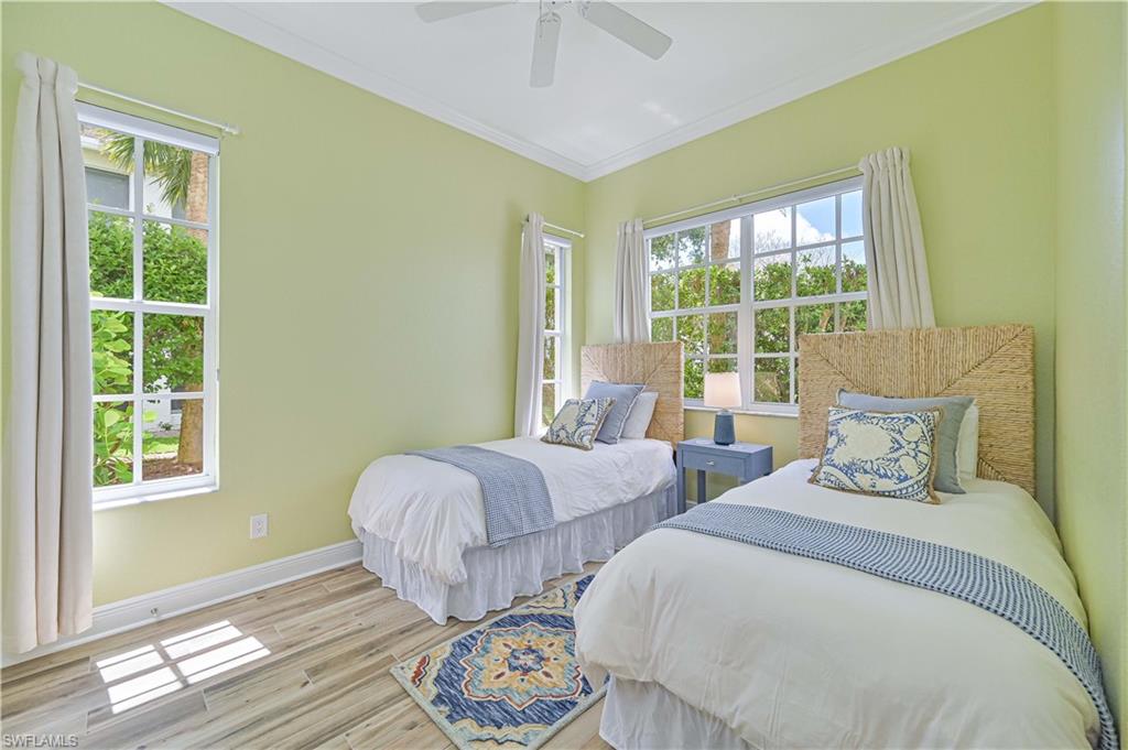 5000 Royal Shores Dr 101 Property Photo 27
