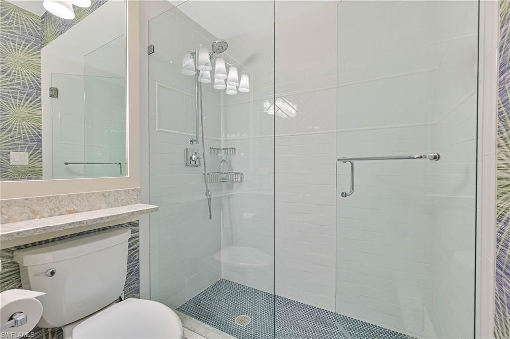 5000 Royal Shores Dr 101 Property Photo 30