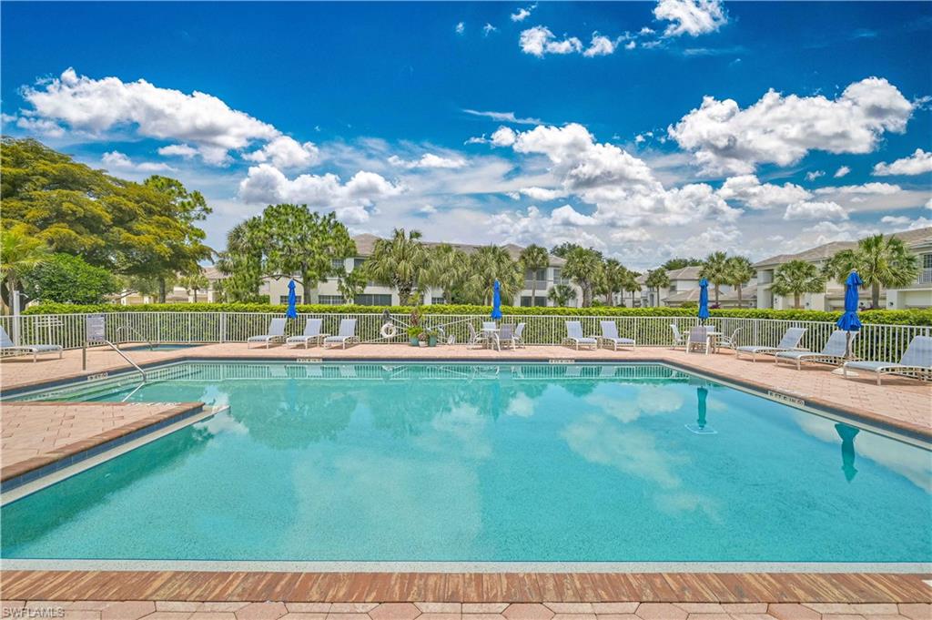 5000 Royal Shores Dr 101 Property Photo 39