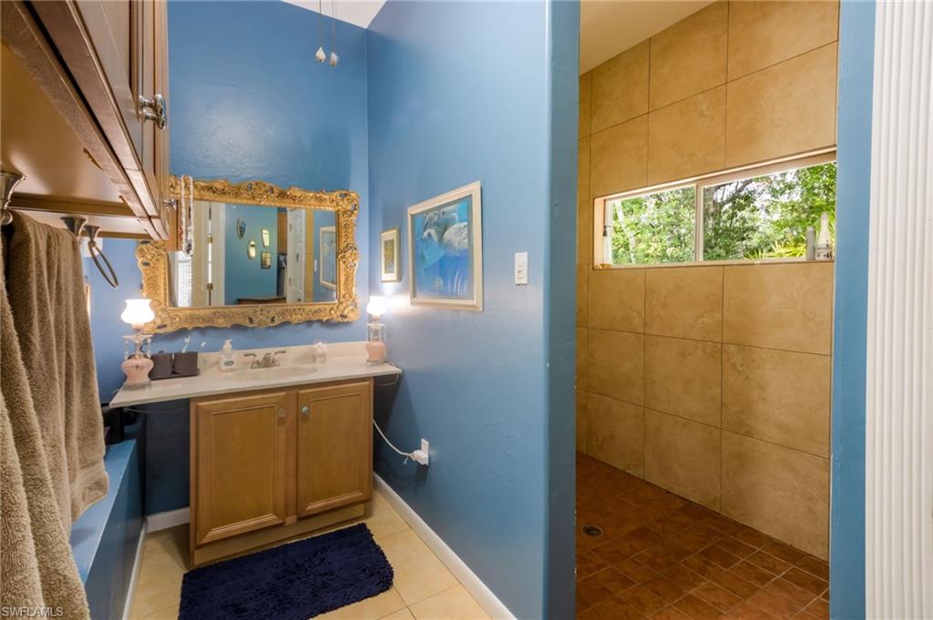 17611 Old Bayshore Rd Property Photo 25