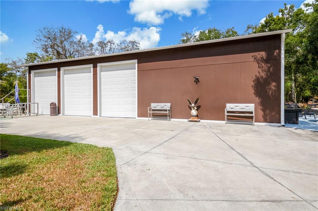 17611 Old Bayshore Rd Property Photo 33