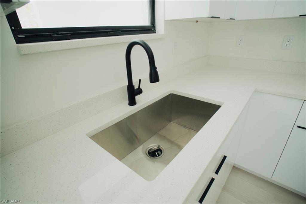 1012-1014 Habershan Ave Property Photo 8