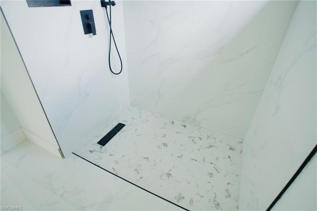 1012-1014 Habershan Ave Property Photo 23