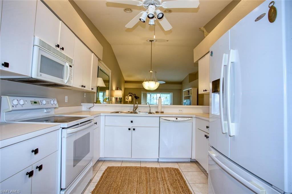 8083 Queen Palm Ln 425 Property Photo 5