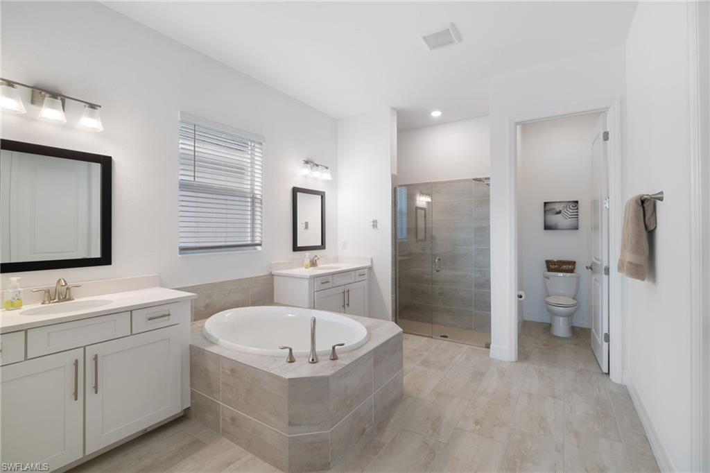 13682 Blue Bay Cir Property Photo 17