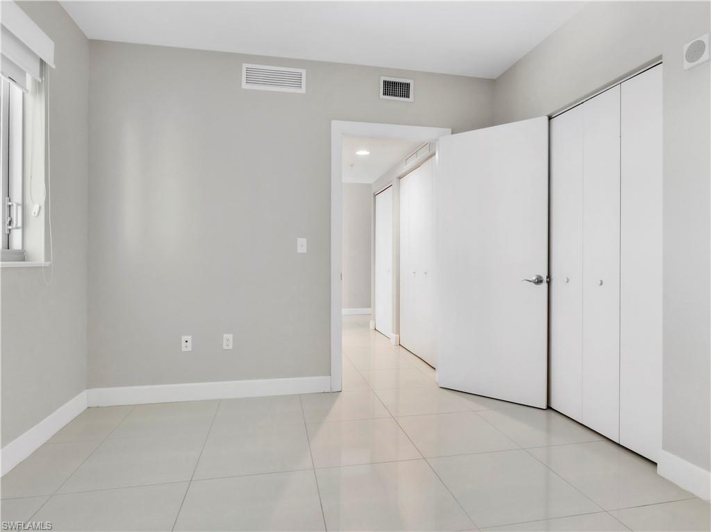 3000 Oasis Grand Blvd 2905 Property Photo 12