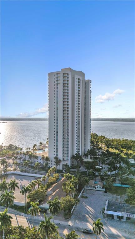 3000 Oasis Grand Blvd 2905 Property Photo 32