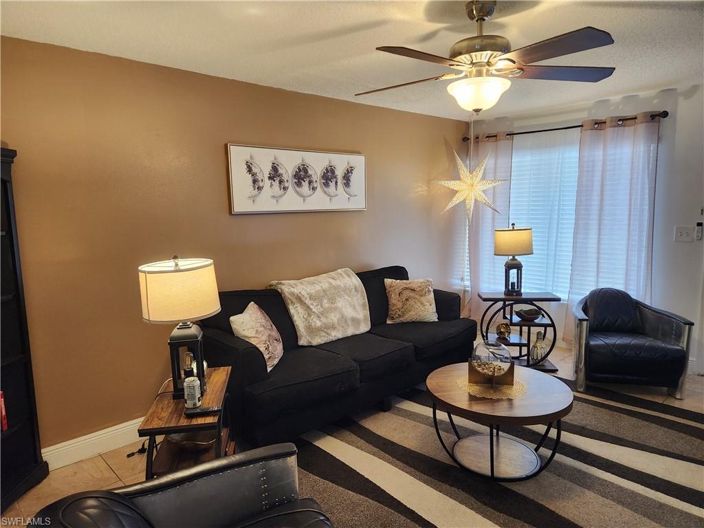 11370 & 11368 Summerwinds Ct 70 Property Photo 8