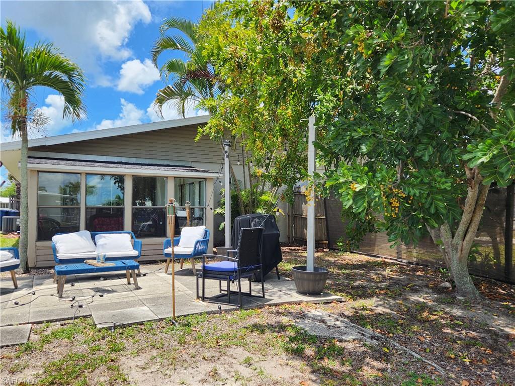 11370 & 11368 Summerwinds Ct 70 Property Photo 26
