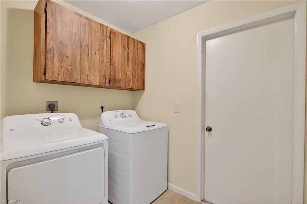 9708 Foxglove Cir Property Photo 24