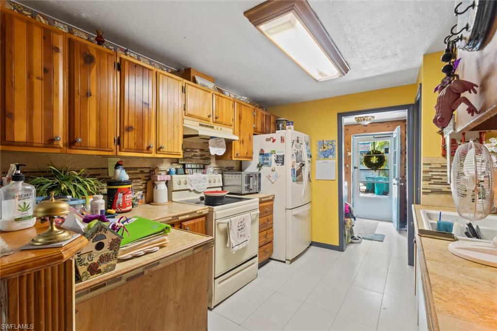 1445 31st St Sw Property Photo 11
