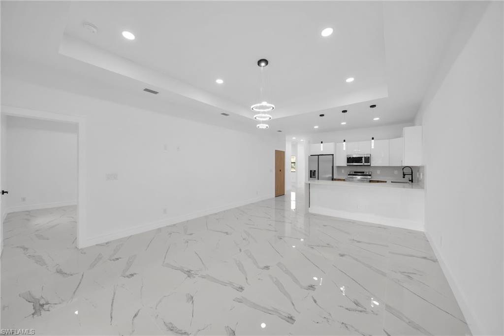 306 / 308 Bell Blvd S Property Photo 11