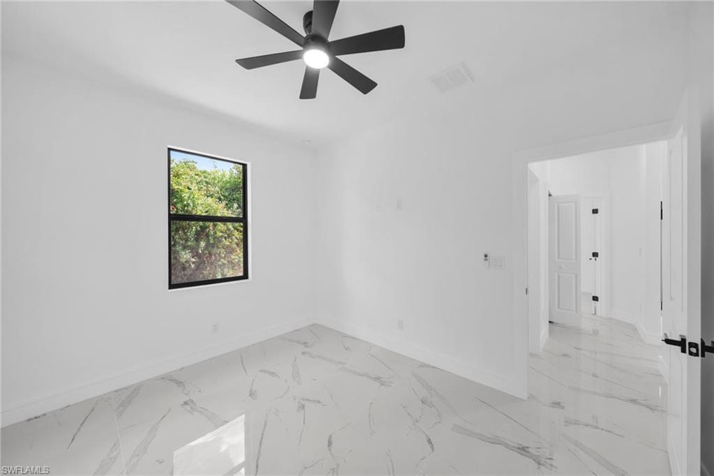 306 / 308 Bell Blvd S Property Photo 20