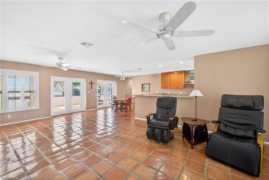 12279 Matlacha Blvd Property Photo 6