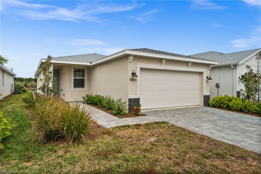 44259 Saddlewood Ct Property Photo 2