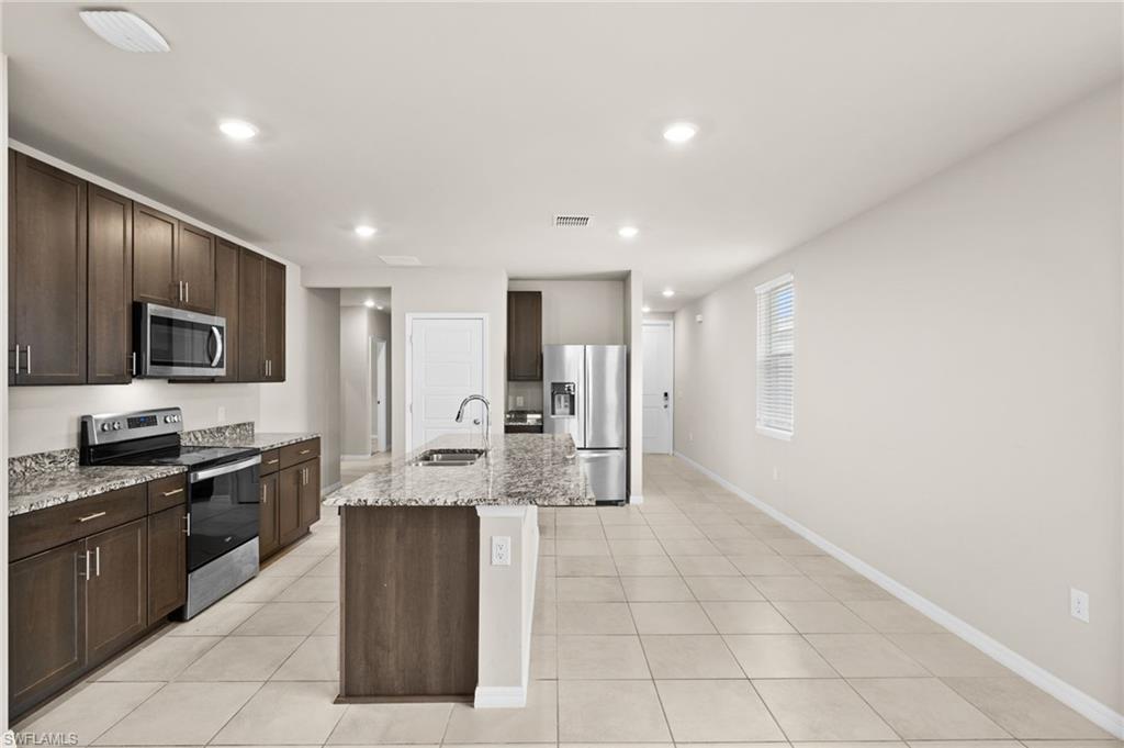 44259 Saddlewood Ct Property Photo 6
