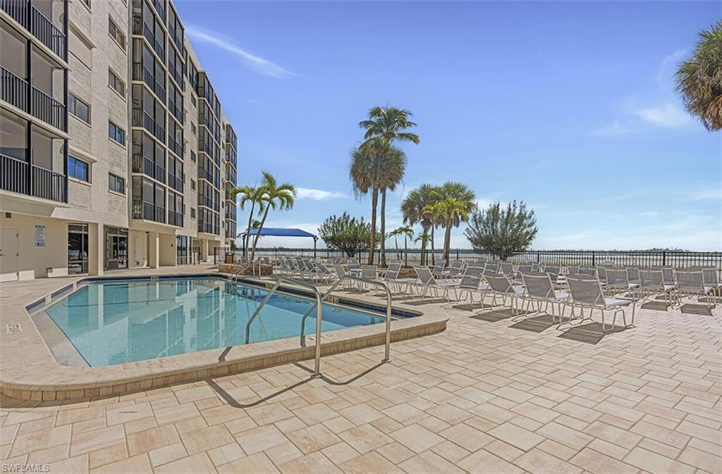 8350 Estero Blvd 223 Property Photo 17