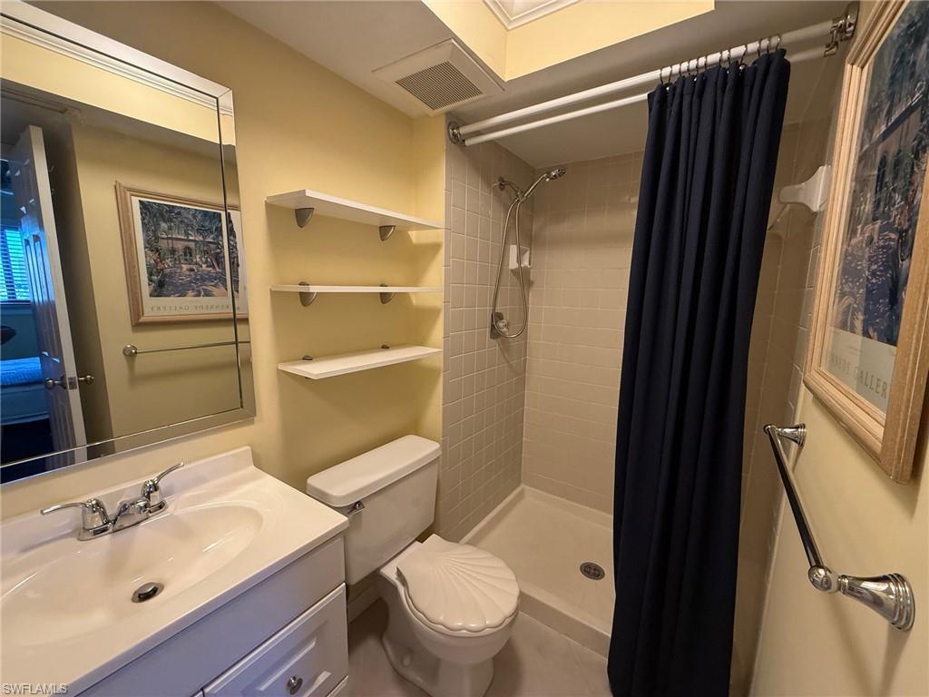 8350 Estero Blvd 423 Property Photo 18