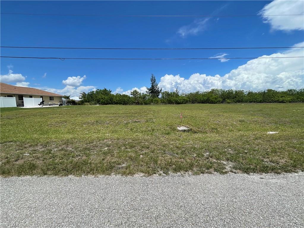 825 Nw 33rd Pl Property Photo 1