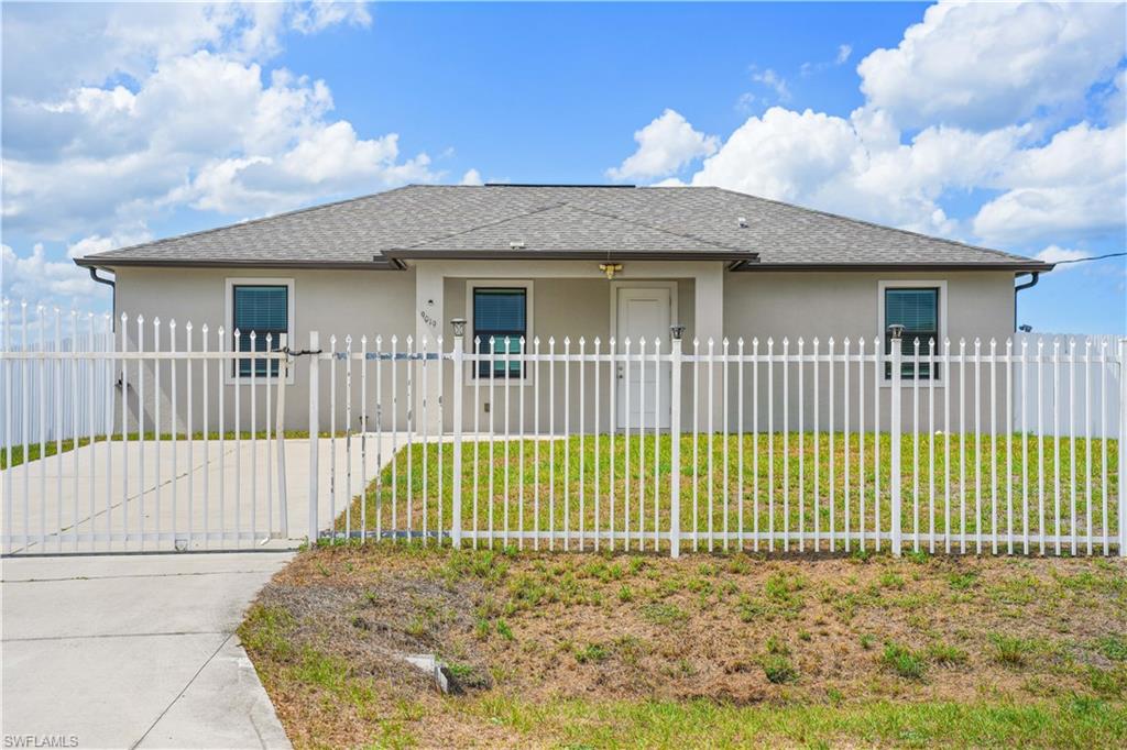 9019 N Indio CIR Property Photo 1