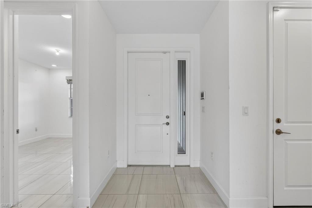 1349 Harvester Xing Property Photo 5