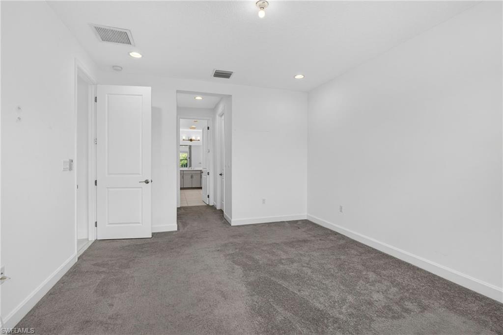 1349 Harvester Xing Property Photo 24