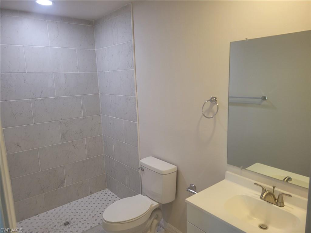 217/219 Cape Coral Pkwy W Property Photo 7