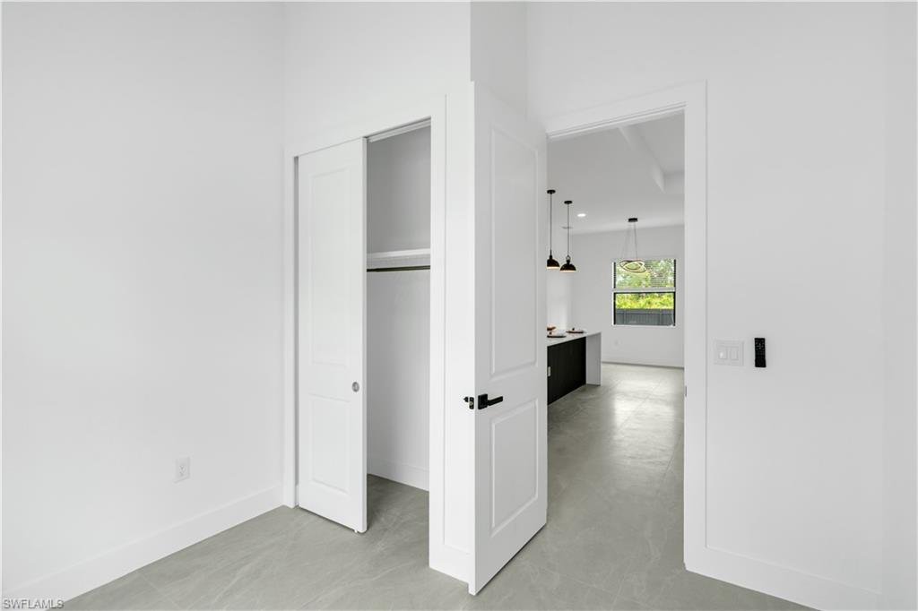 1047 Merry St E Property Photo 21