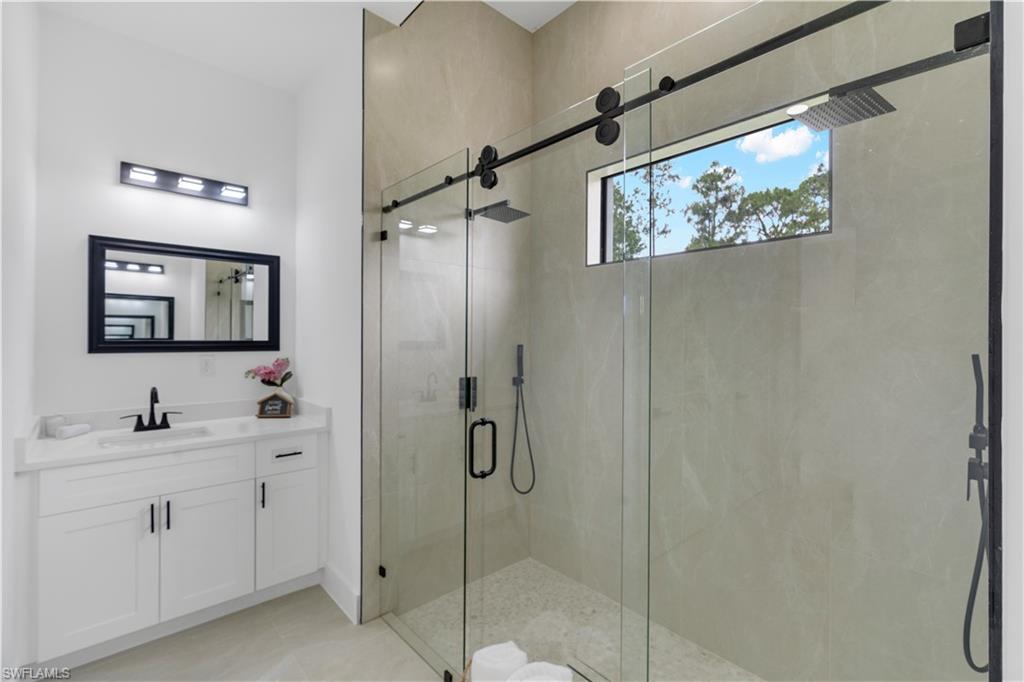 1047 Merry St E Property Photo 33