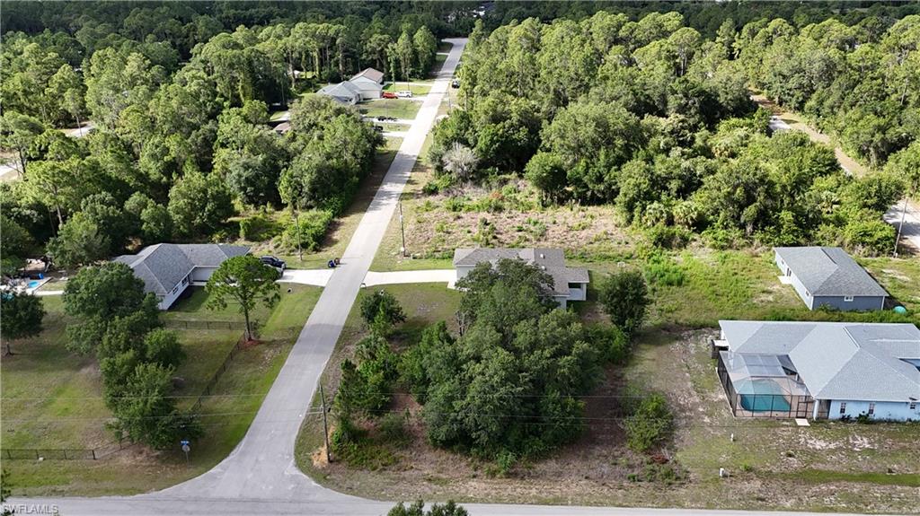 2025 Robert Ave Property Photo 2