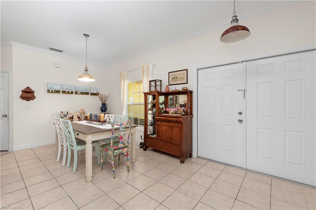 9060 Gladiolus Preserve Cir Property Photo 5