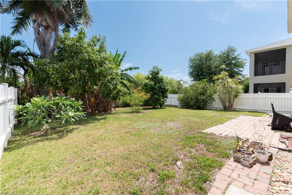9060 Gladiolus Preserve Cir Property Photo 37