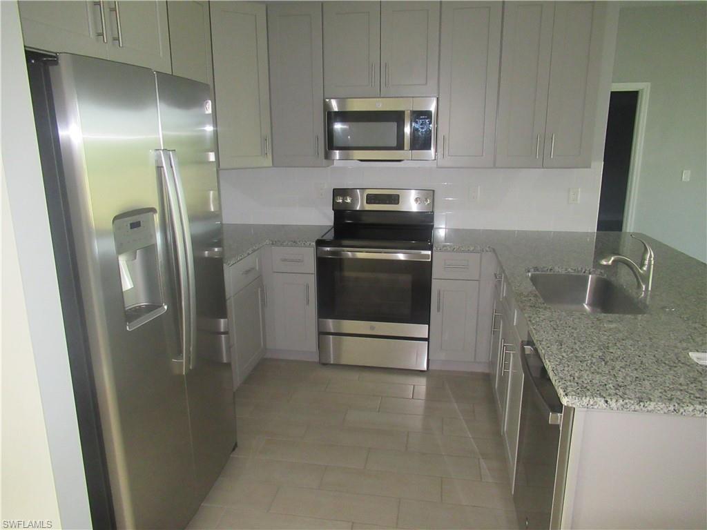 4202 Nw 32nd Ln Property Photo 8