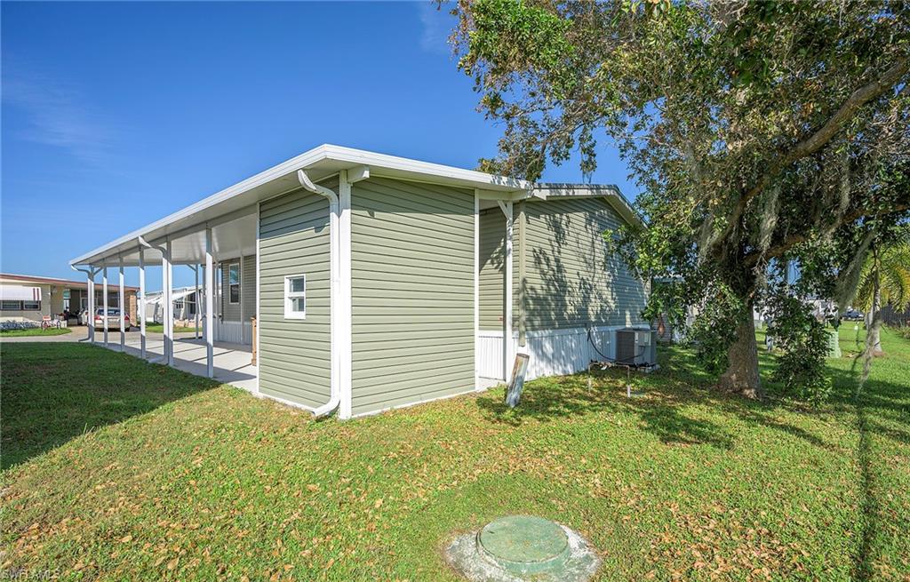 93 Poinsettia Dr Property Photo 24
