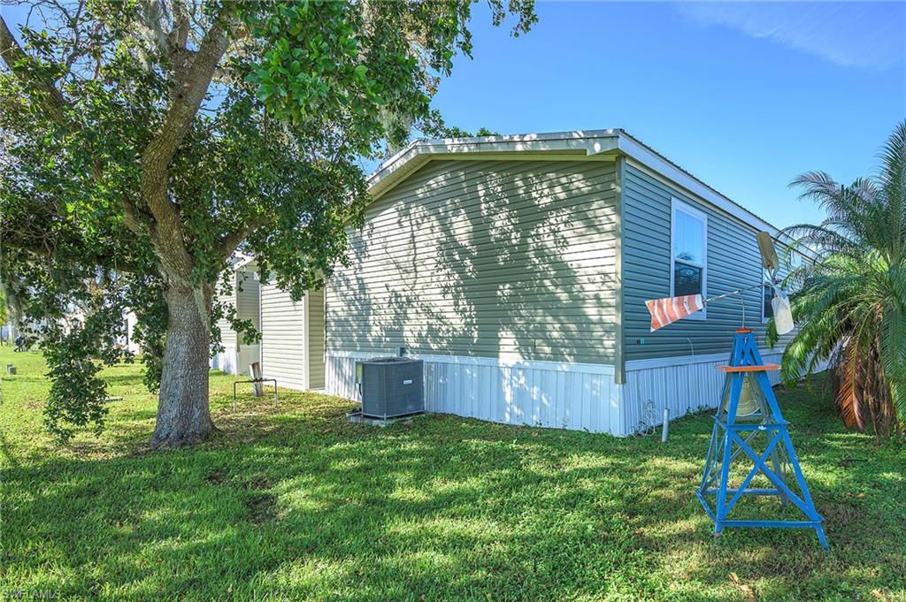93 Poinsettia Dr Property Photo 25
