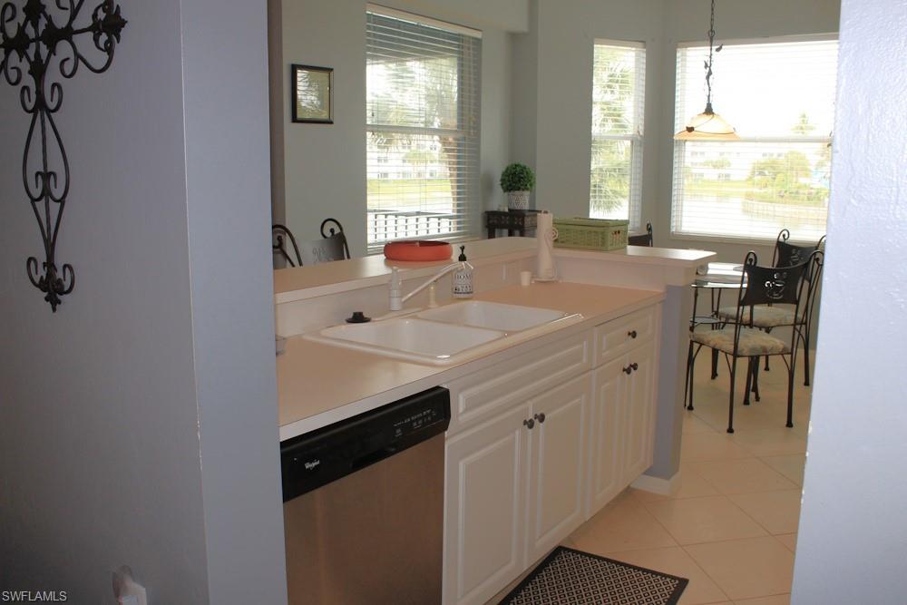 16625 Lake Circle Dr 523 Property Photo 12