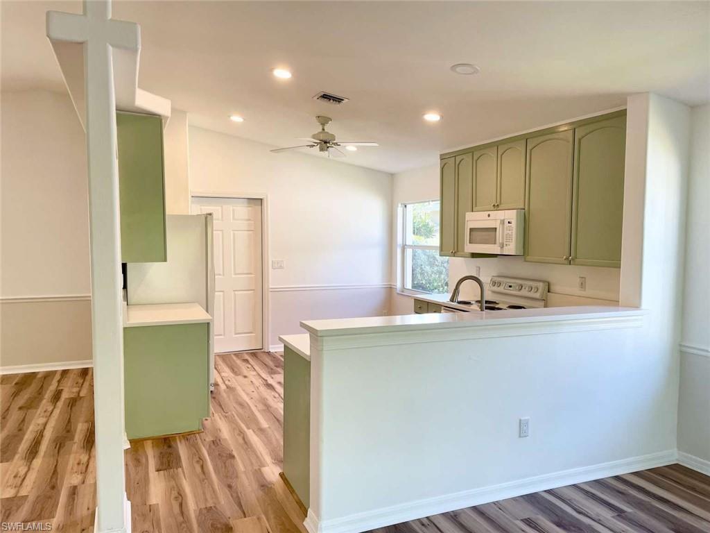 7588 Cameron Cir Property Photo 6