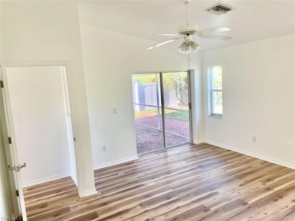 7588 Cameron Cir Property Photo 14