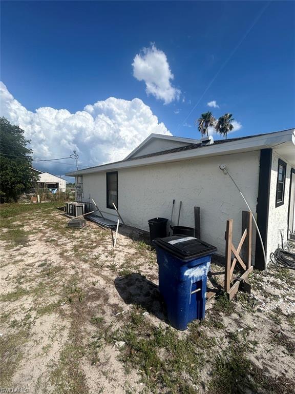 7582-7586 Carrier Rd Property Photo 7