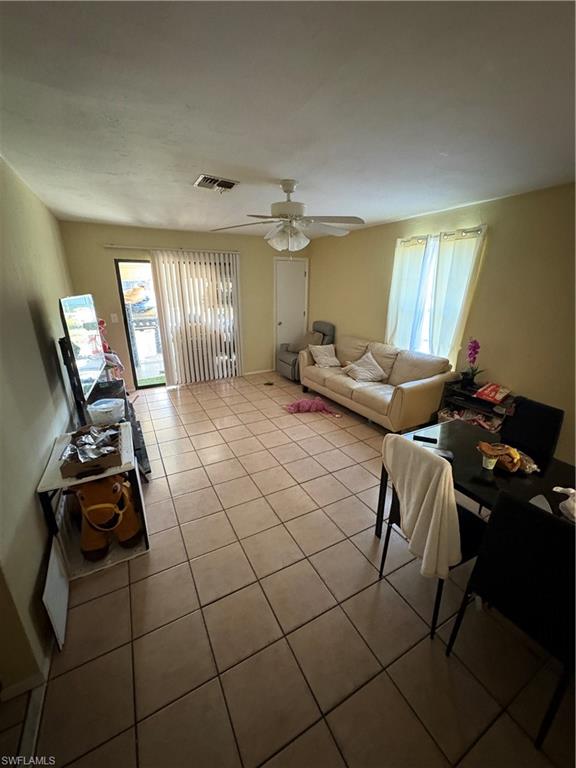 7582-7586 Carrier Rd Property Photo 11