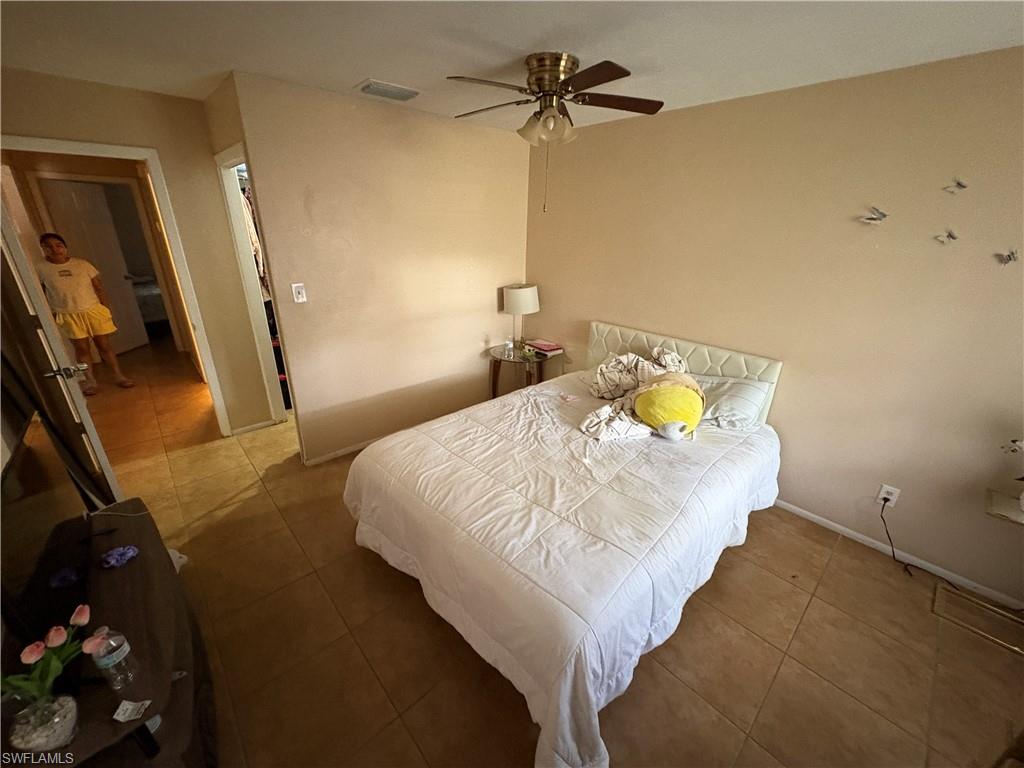 7582-7586 Carrier Rd Property Photo 25