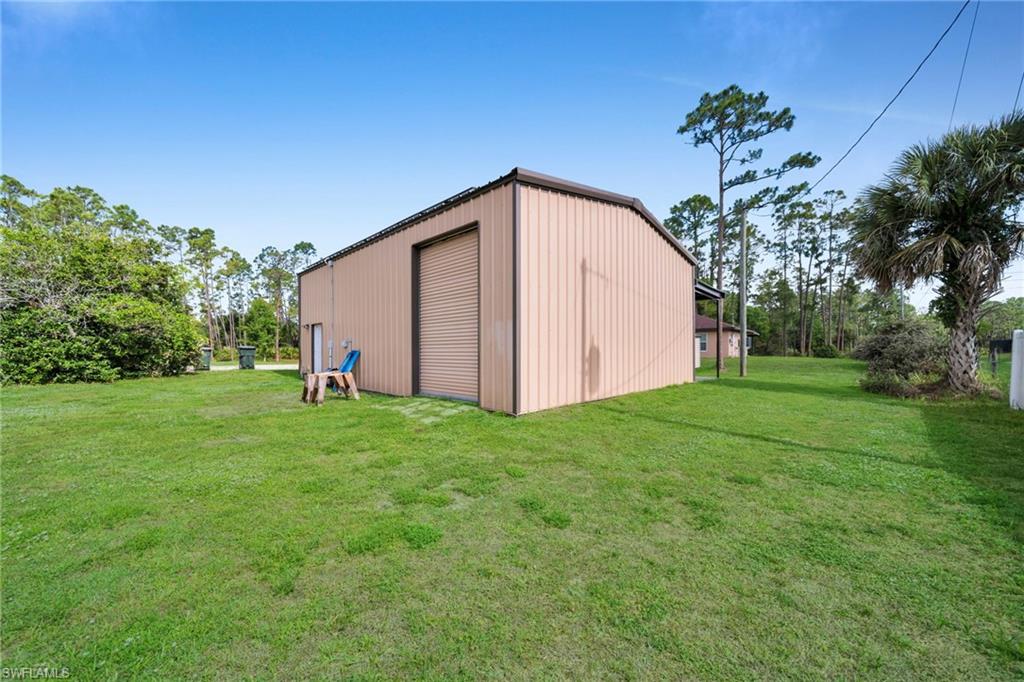3241 Tropicaire Blvd Property Photo 10