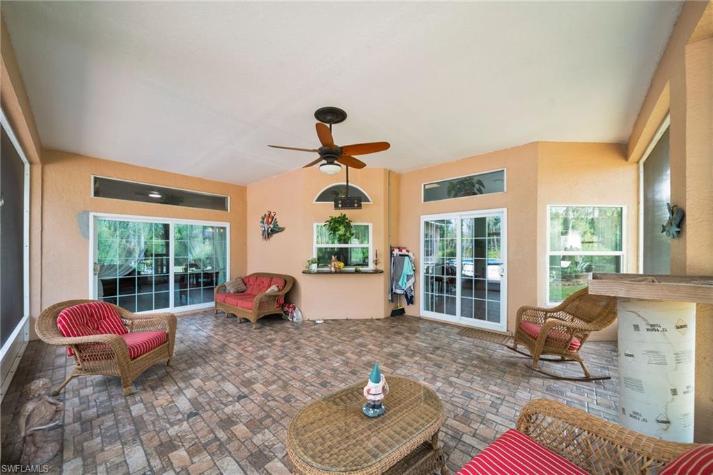 3241 Tropicaire Blvd Property Photo 20