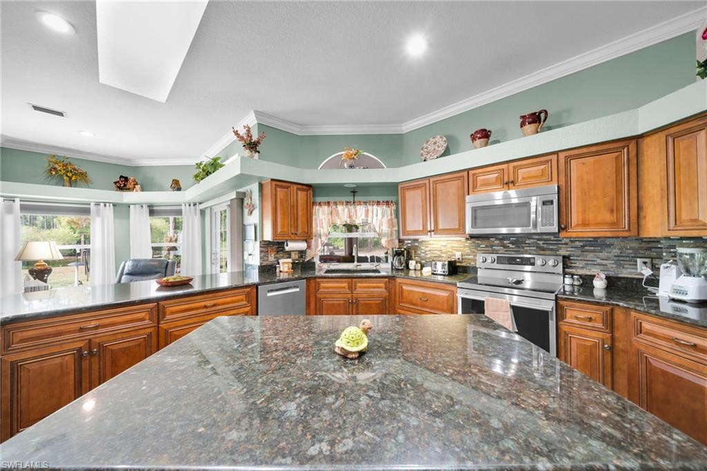 3241 Tropicaire Blvd Property Photo 34