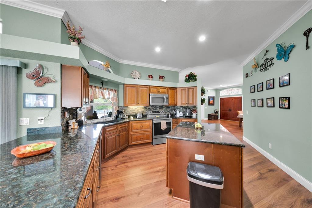 3241 Tropicaire Blvd Property Photo 35