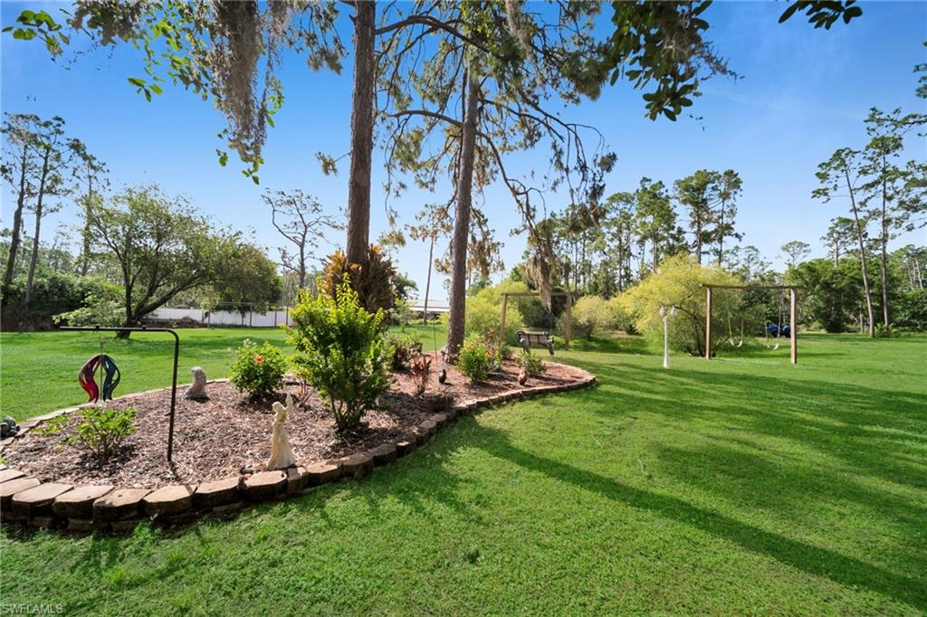 3241 Tropicaire Blvd Property Photo 44
