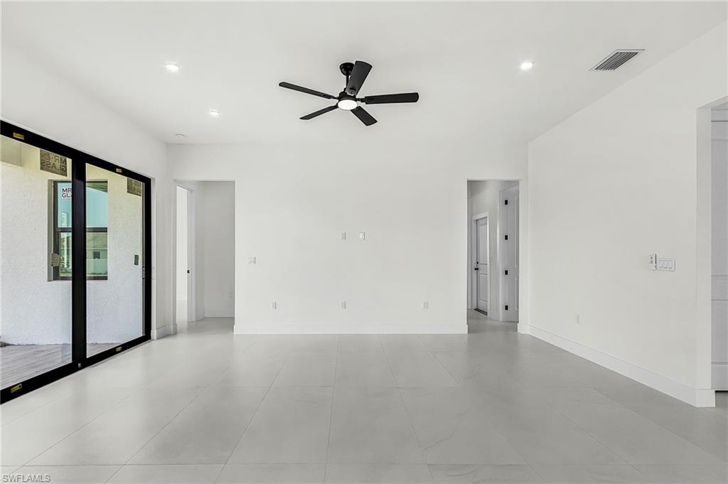 1322 Ne 5th Pl Property Photo 11