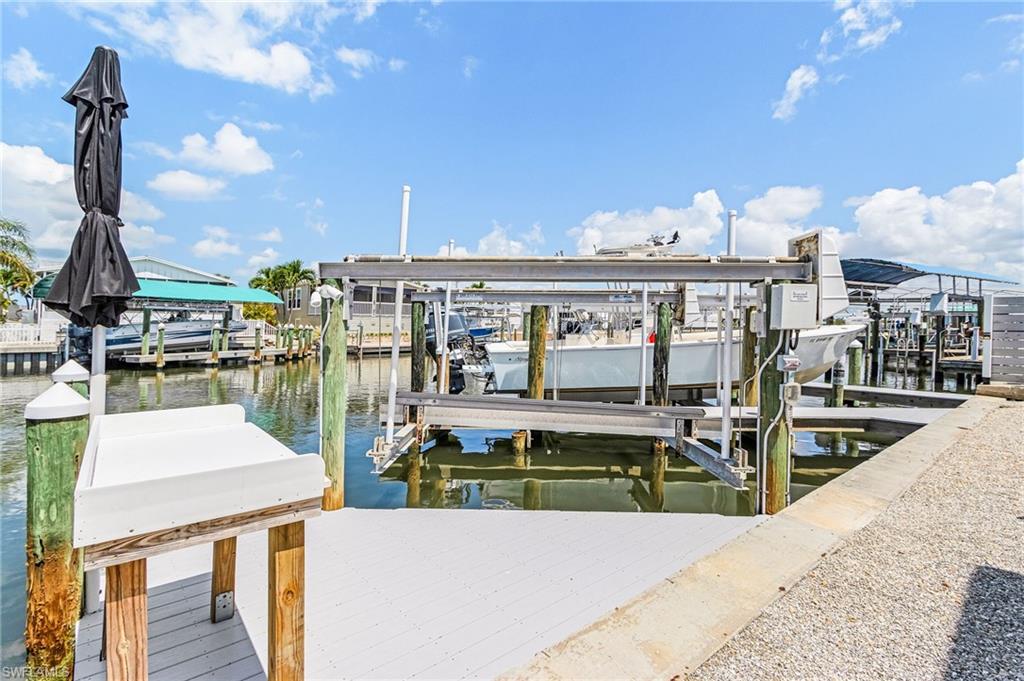 3019 Bowsprit Ln Property Photo 24