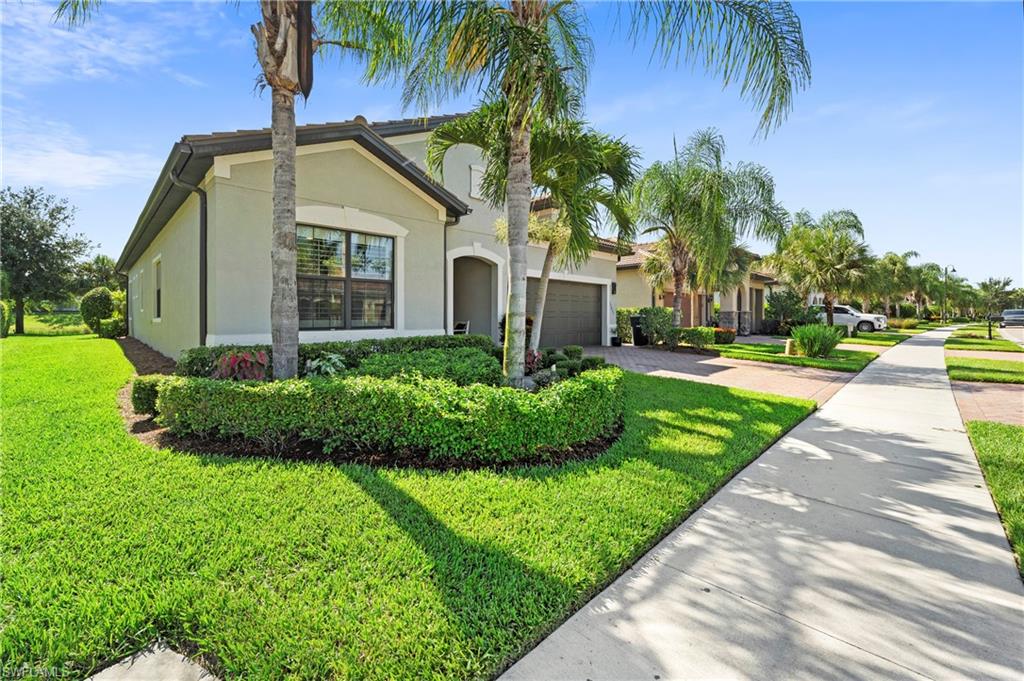 12855 Epping Way Property Photo 3