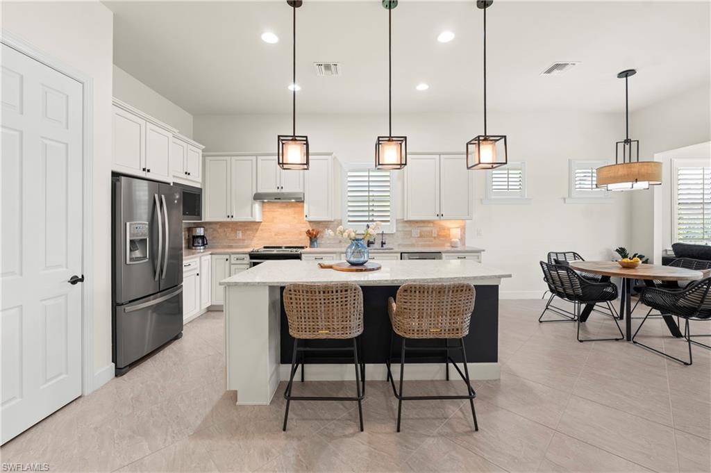 12855 Epping Way Property Photo 11